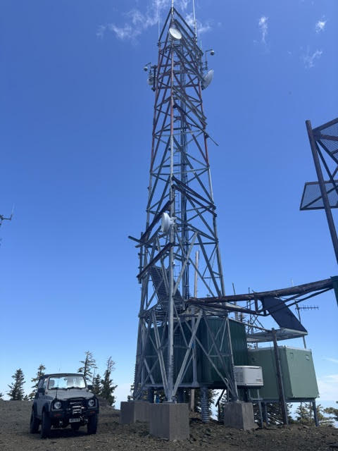 Mt St. John West Repeater Looking Up